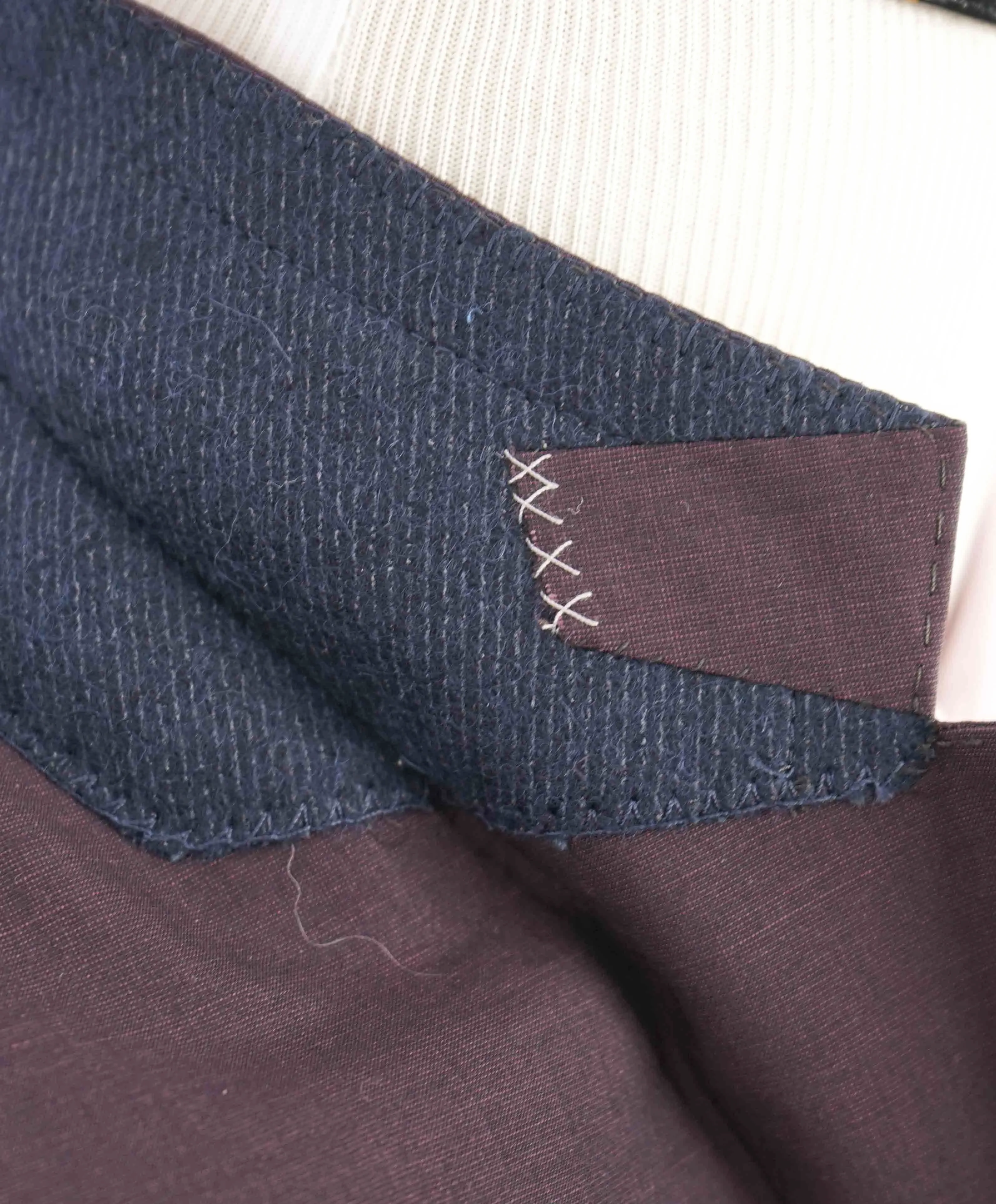 $3,295 ERMENEGILDO ZEGNA -“LEGGERISSIMO" SILK BURGUNDY Red Blazer - 42R 34W