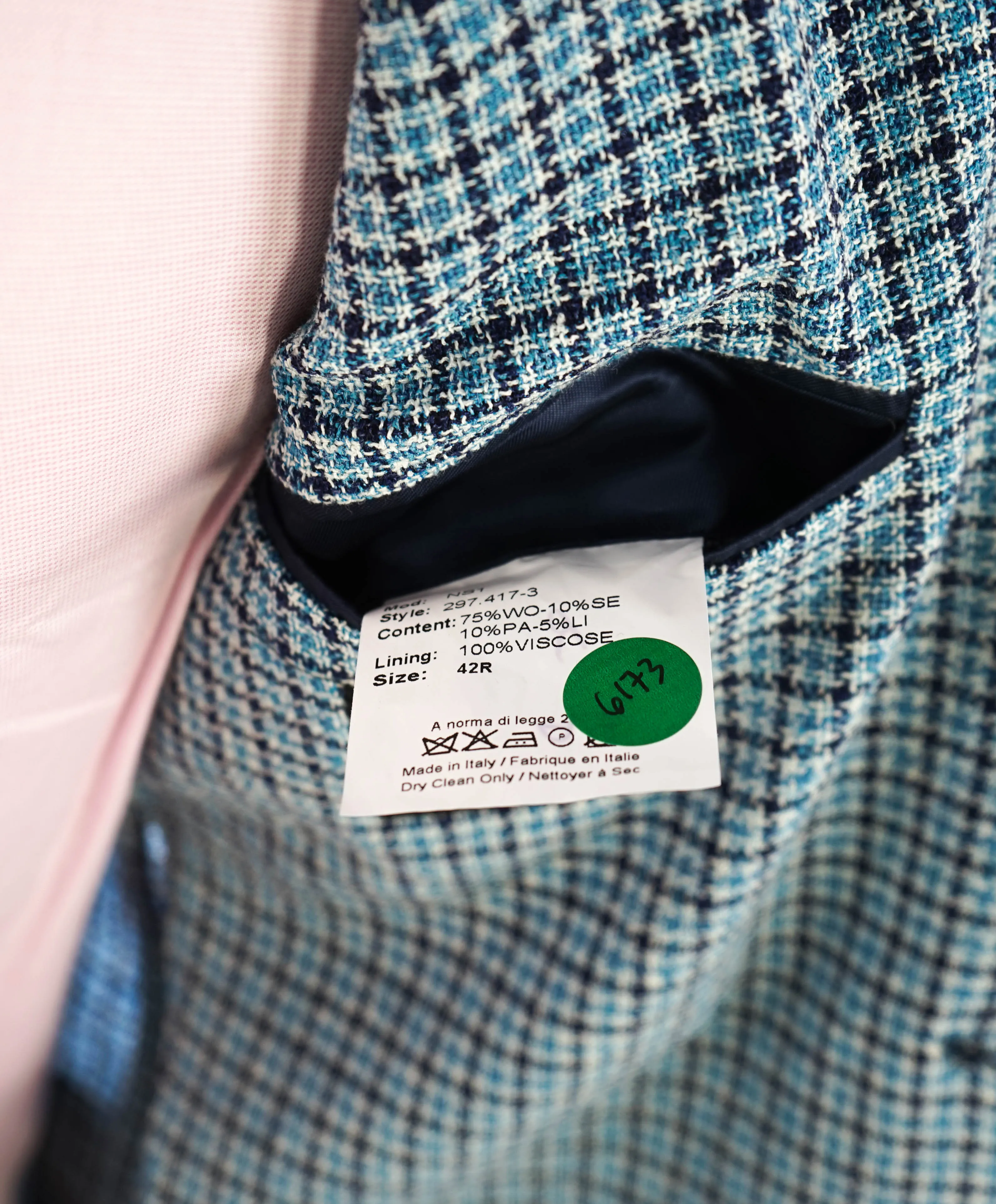 $895 VITALE BARBERIS CANONICO - SAKS 5TH AVE Blue Houndstooth Blazer - 42R