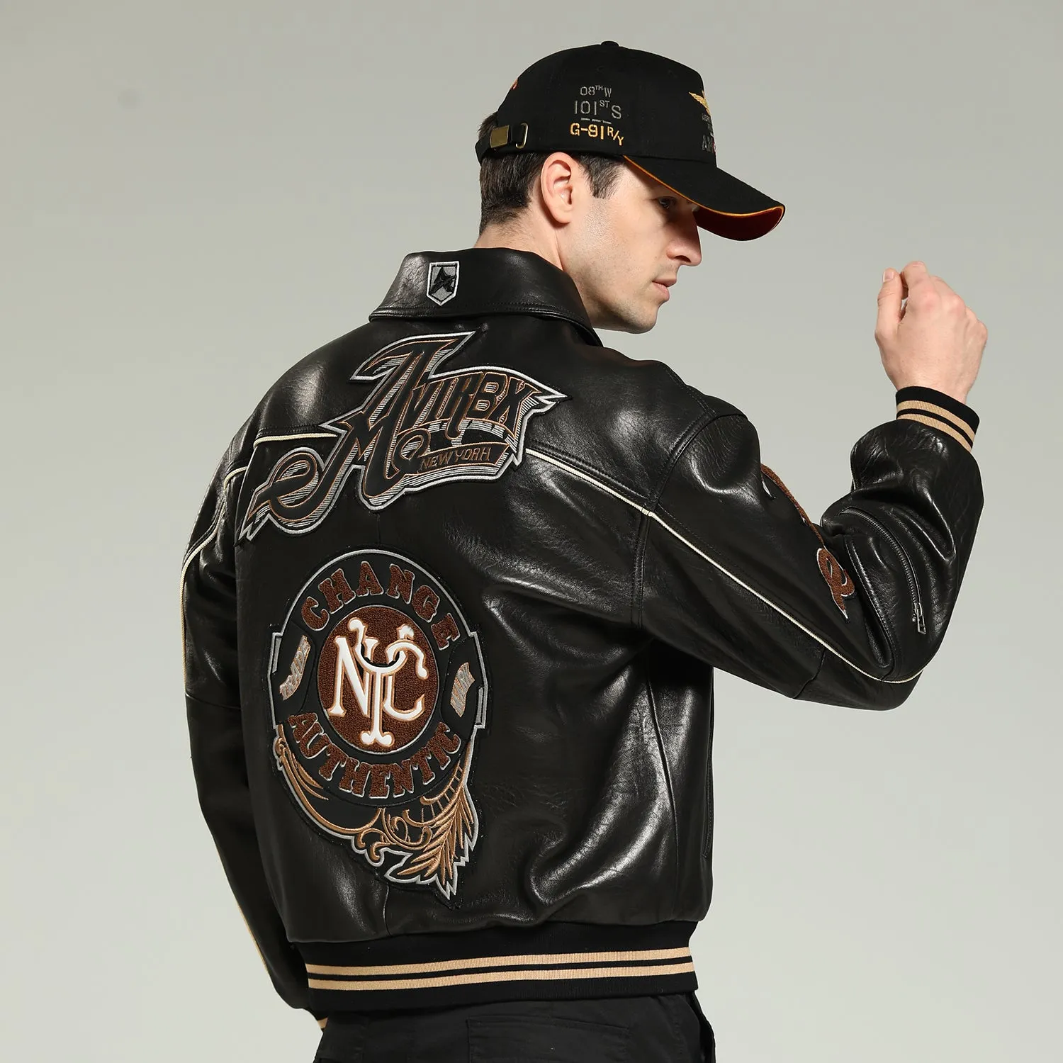 Sheepskin text embroidered jacket